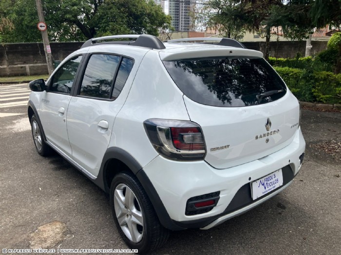 Renault SANDERO STEPWAY EASY 2017/2018